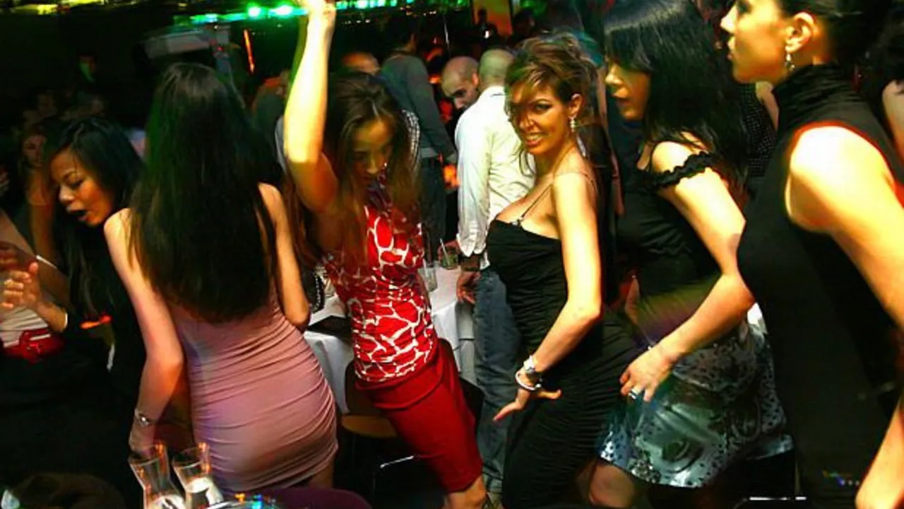 Unleash Your Inner Party Animal: The Best Nightlife in Abu Dhabi